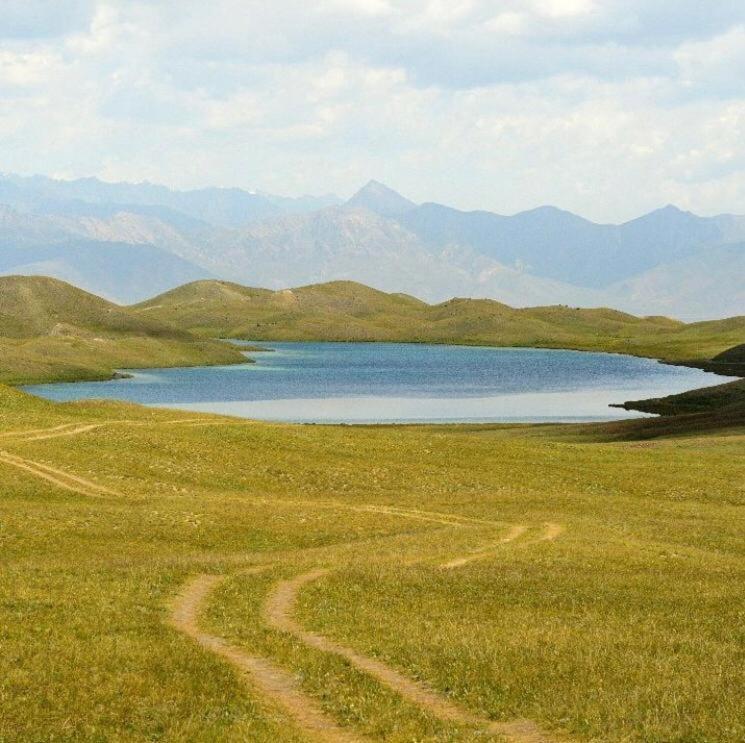 Pamir Nomad Yurt Camp Hotel Kara-Kavak Ngoại thất bức ảnh